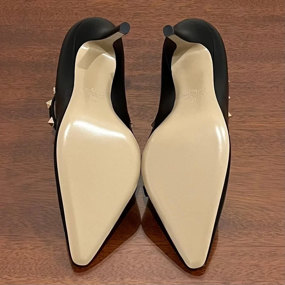 NIB Valentino Garavani Rockstud Leather d'Orsay Pumps - Picture 9 of 11